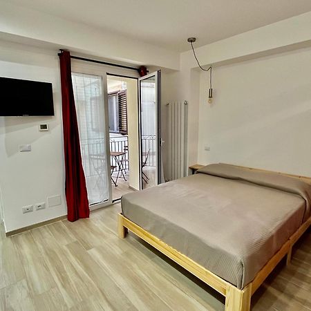 Porta D Ossuna Comfort Apartments Palermo Exteriör bild