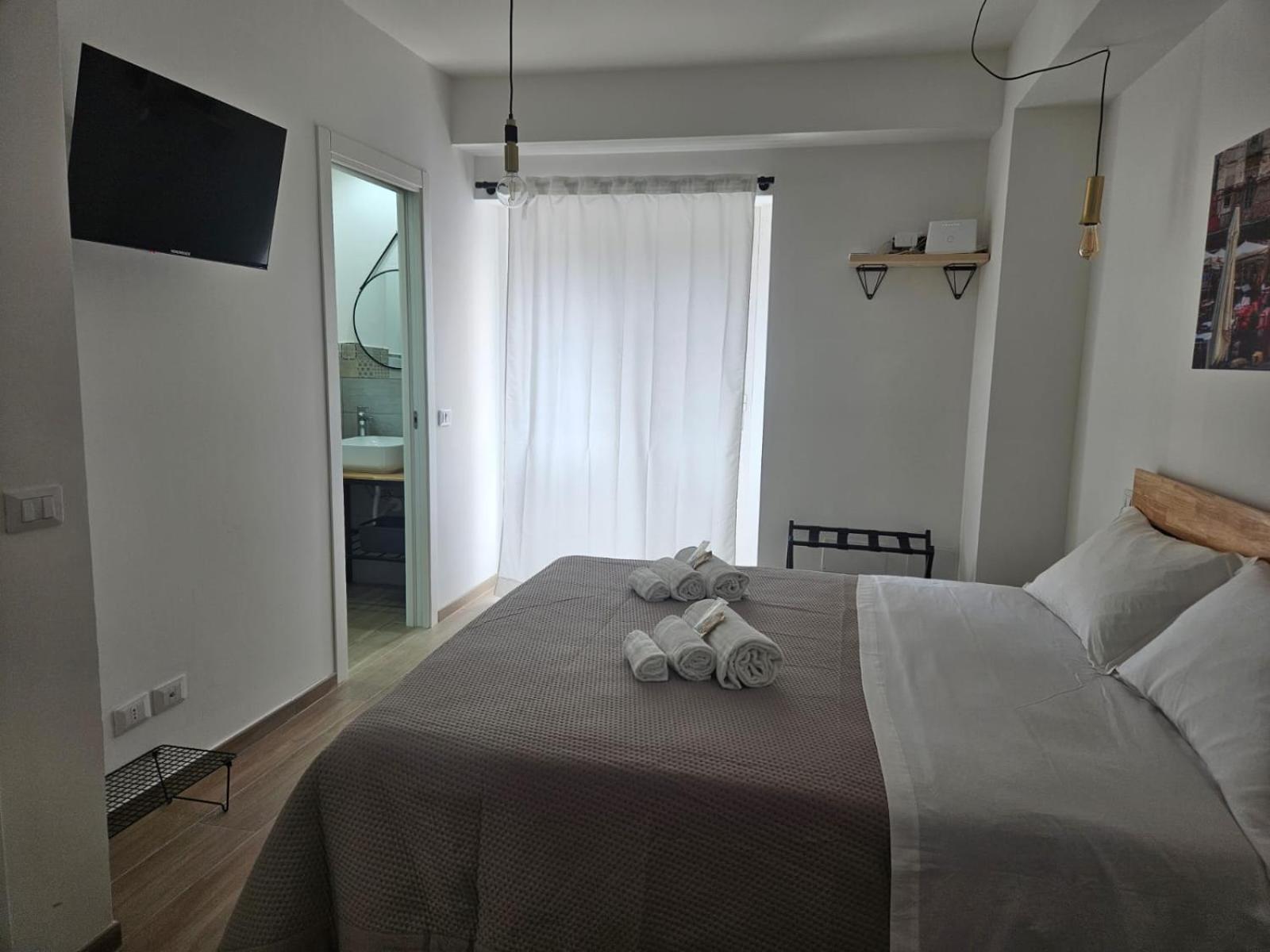 Porta D Ossuna Comfort Apartments Palermo Exteriör bild
