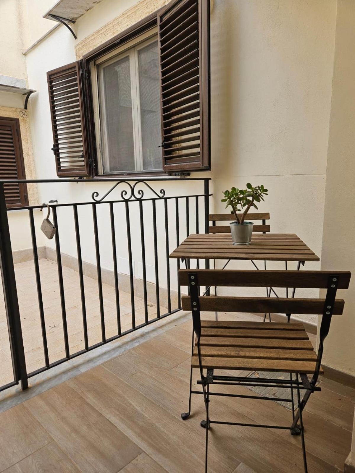 Porta D Ossuna Comfort Apartments Palermo Exteriör bild