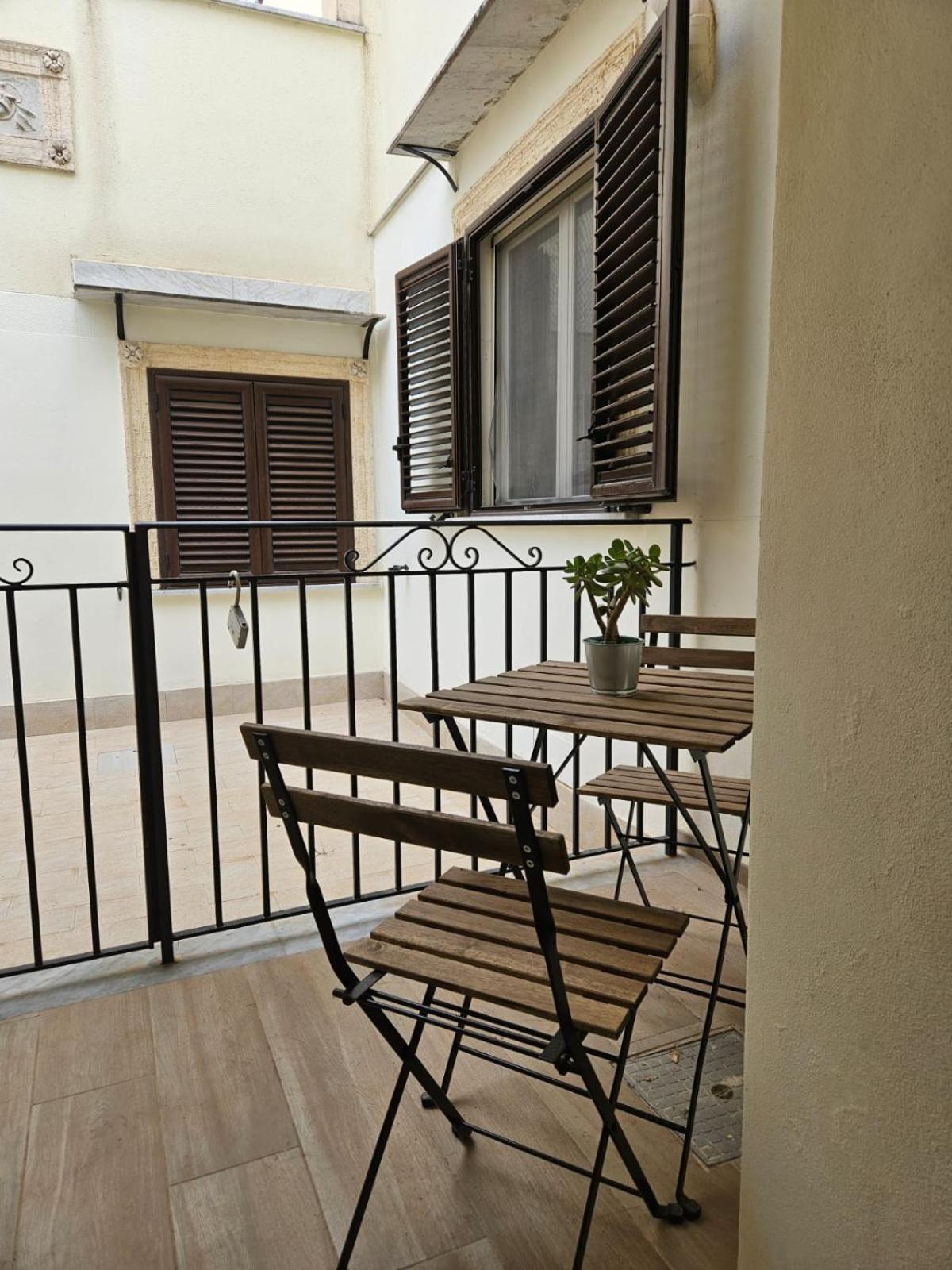 Porta D Ossuna Comfort Apartments Palermo Exteriör bild
