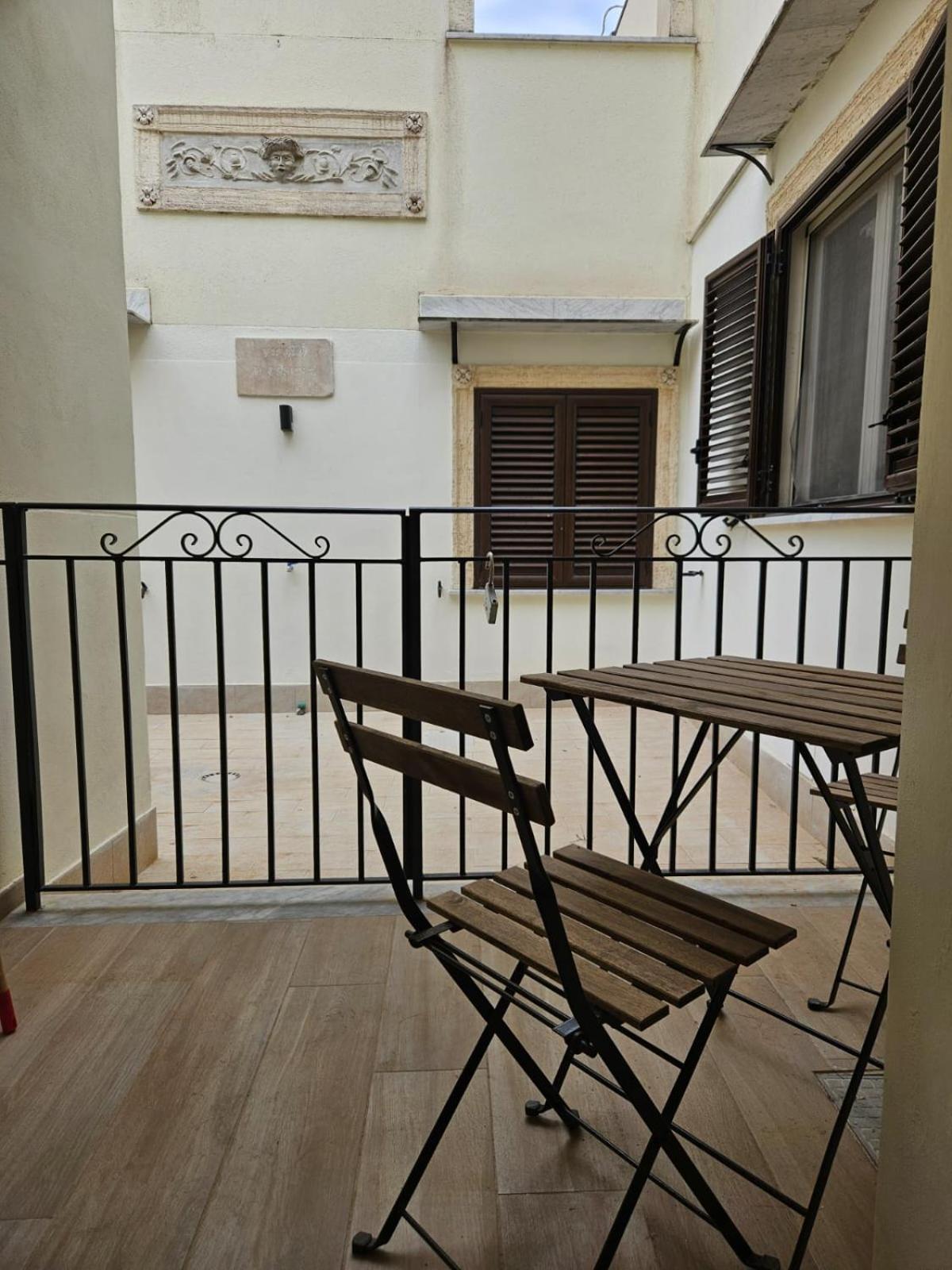 Porta D Ossuna Comfort Apartments Palermo Exteriör bild